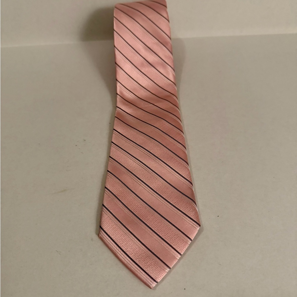 Michael Kors Pink Diagonal Stripe Men's Tie